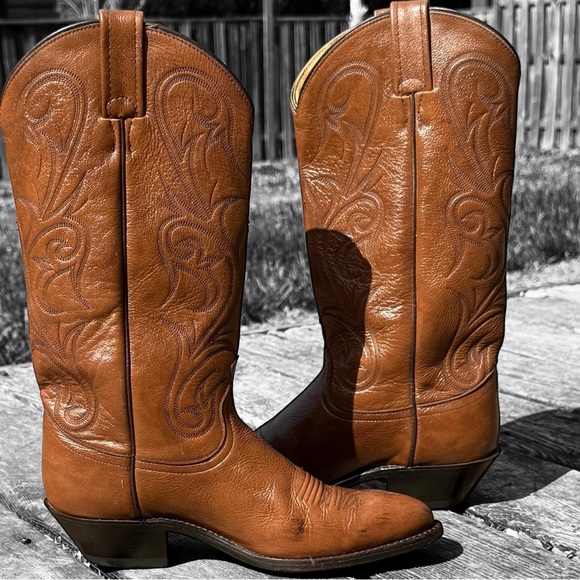 Vintage Dan Post Women’s Classic Western Style Cowboy Boots